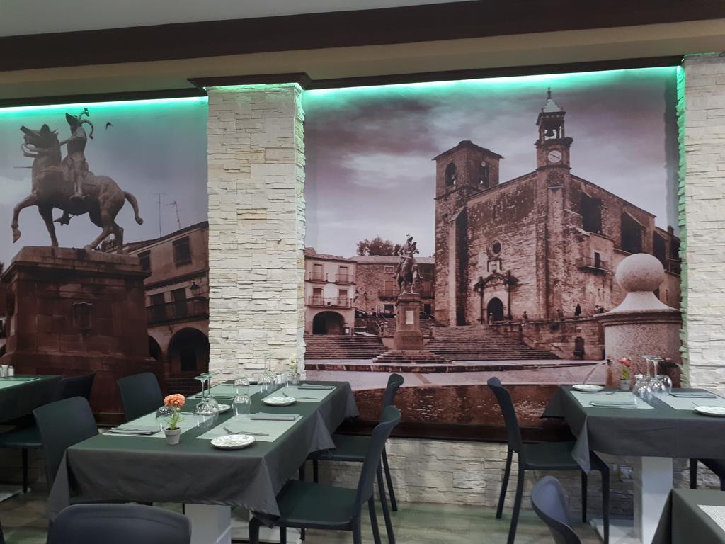 Hostal Julio Трухильо Экстерьер фото