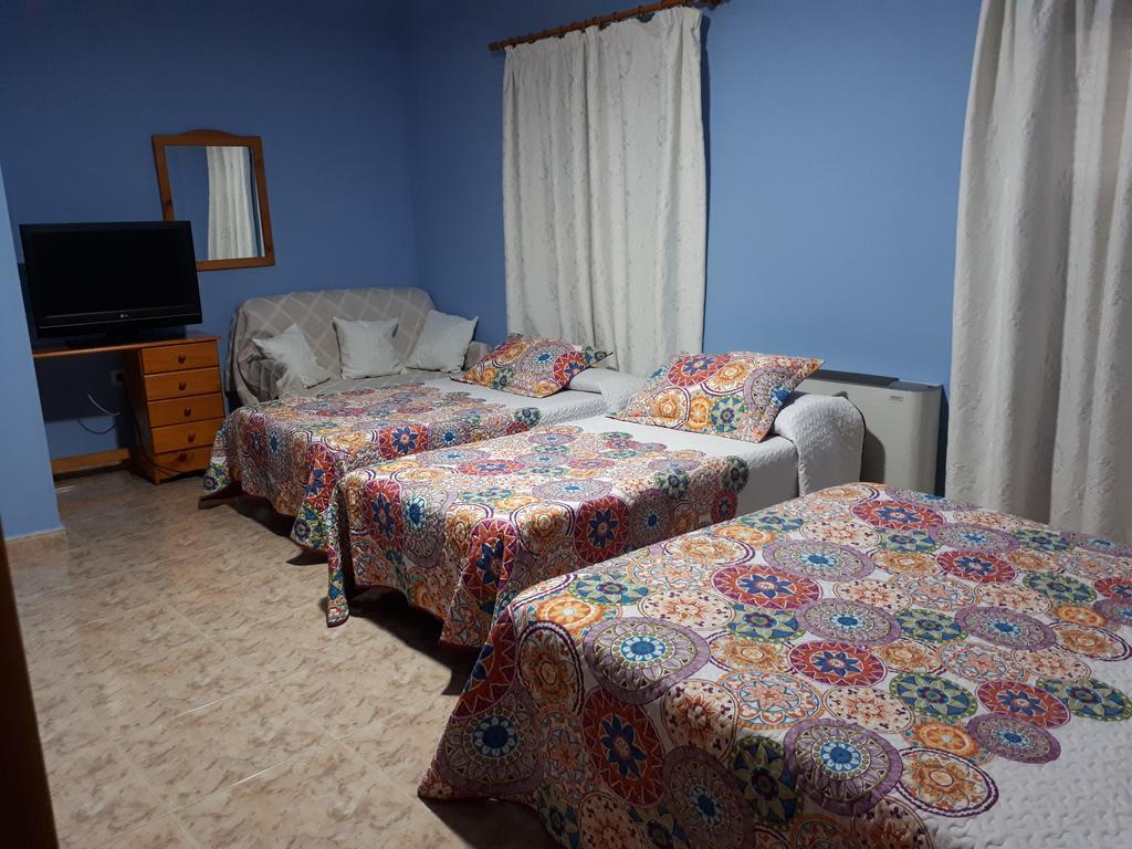 Hostal Julio Трухильо Экстерьер фото