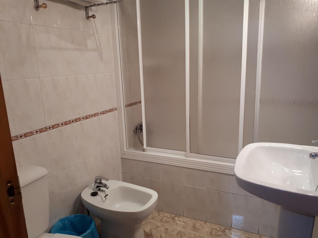 Hostal Julio Трухильо Экстерьер фото