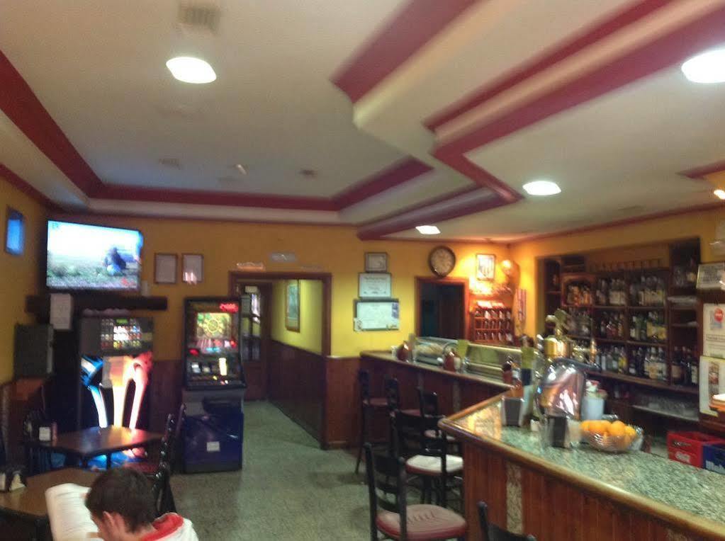 Hostal Julio Трухильо Экстерьер фото