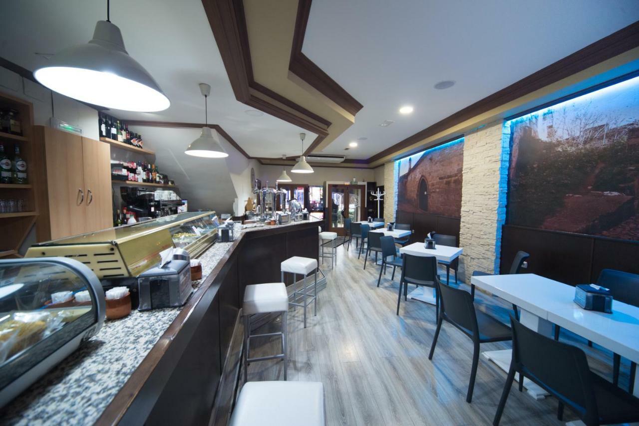 Hostal Julio Трухильо Экстерьер фото